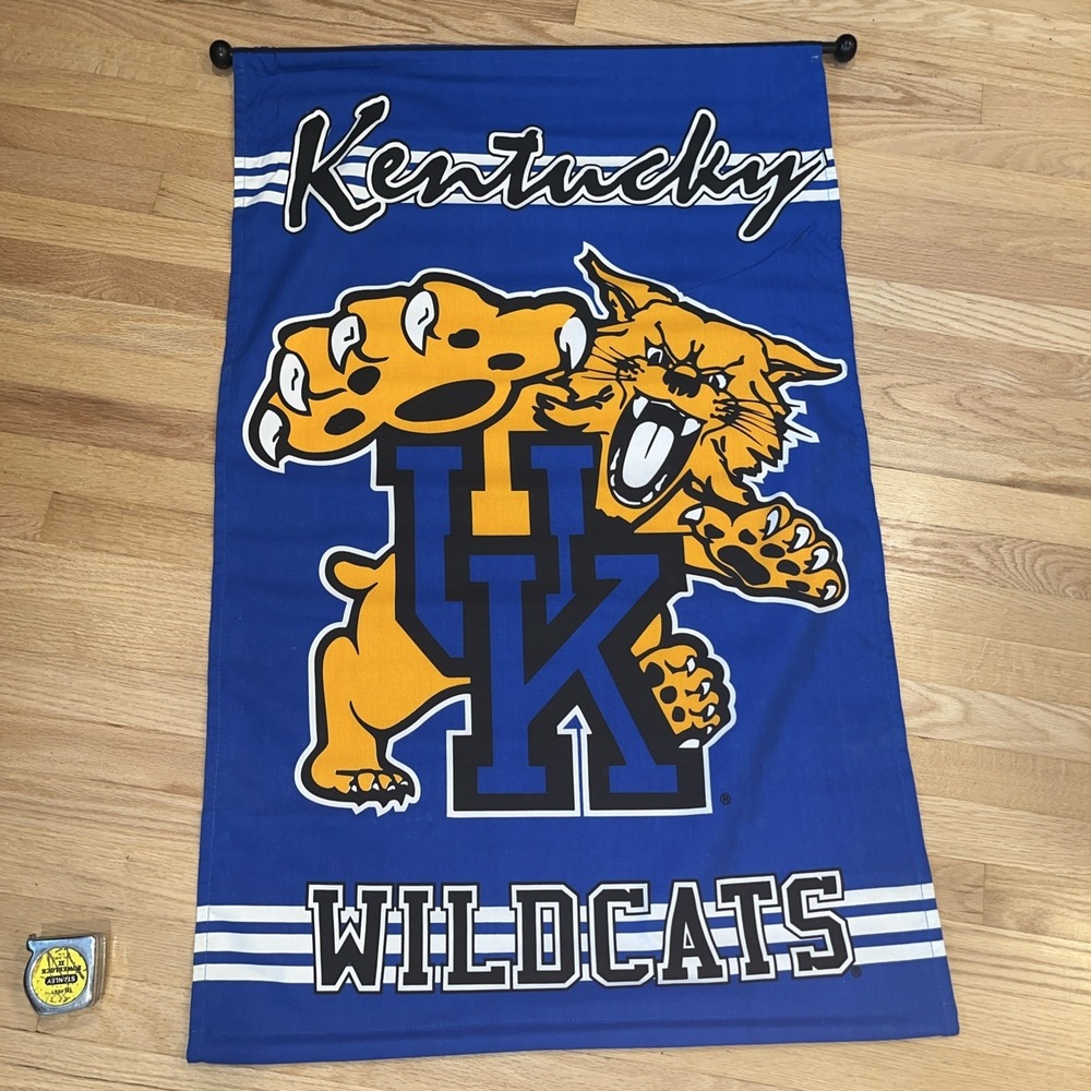 Kentucky‎ Wildcats Hanging FLAG/Banner Basketball/Football NCAA 28" X 44"